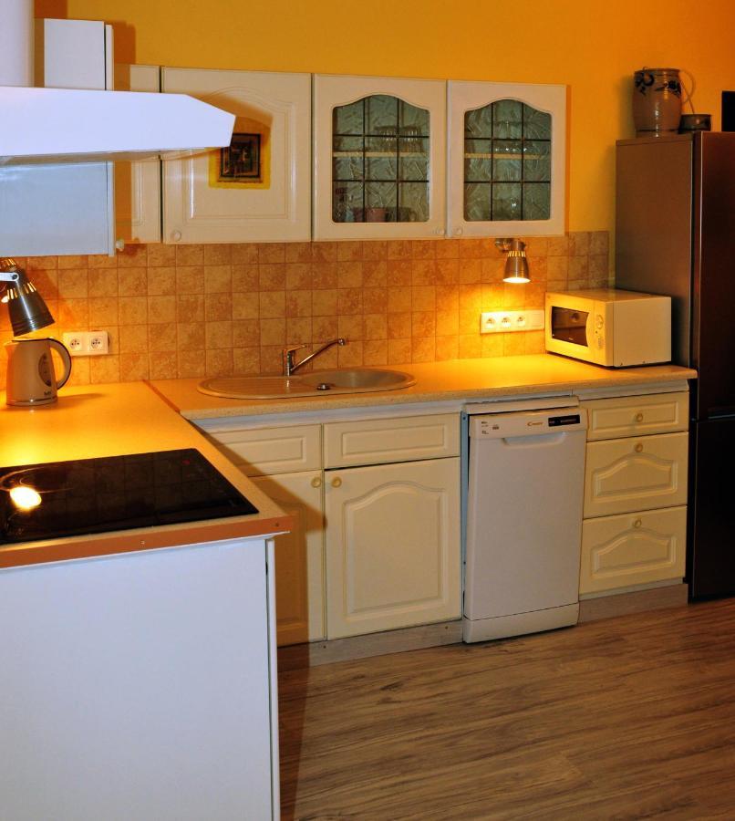 Apartamenty W Starym Kinie Сверадув-Здруй Экстерьер фото