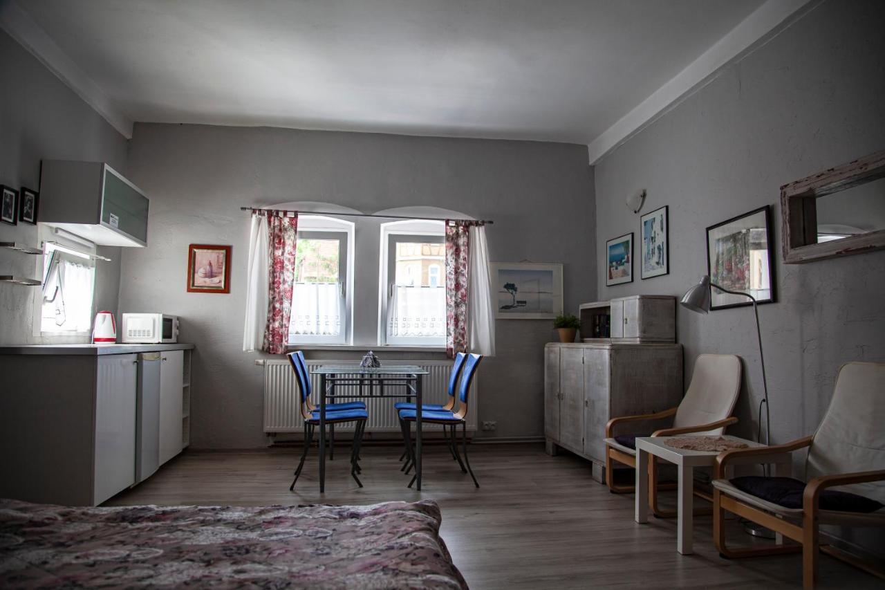 Apartamenty W Starym Kinie Сверадув-Здруй Экстерьер фото
